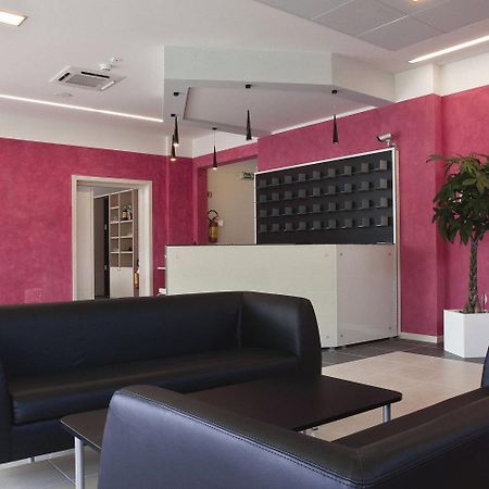 Silver Residence Hotel Bagnolo in Piano Екстер'єр фото
